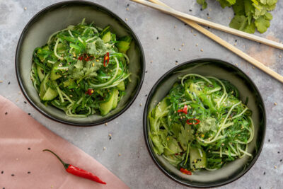 Reisnudel-Wakame Salat mit Gurke