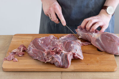 Wildschweinbraten parieren