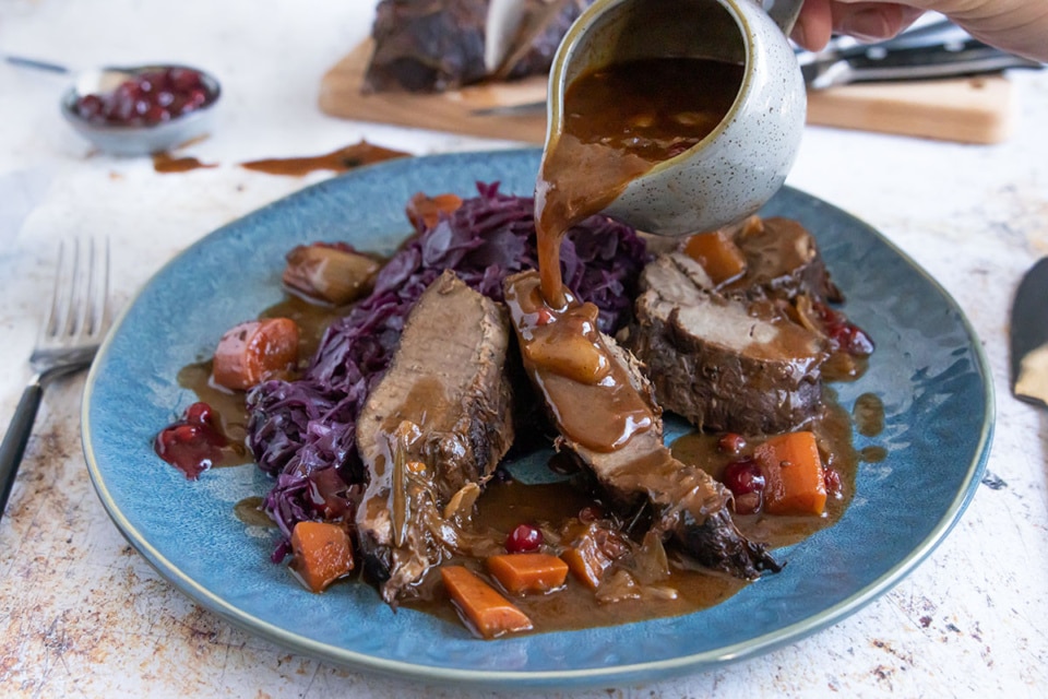 Wildschweinbraten einlegen: Omas Wildschwein Rezept