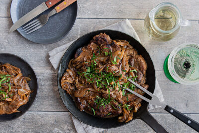 Winzersteak mit Riesling mariniert