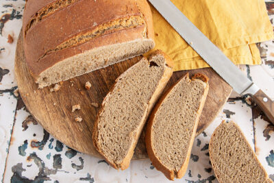 einfaches Roggenbrot mit Hefe