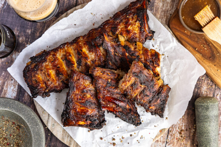 Rippchen marinieren mit Bier: Rezept für Biermarinade
