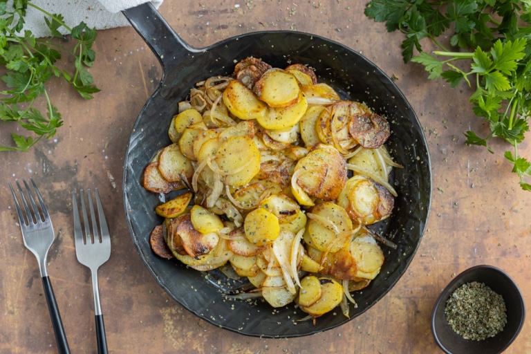 Schnelle Bratkartoffeln aus rohen Kartoffeln