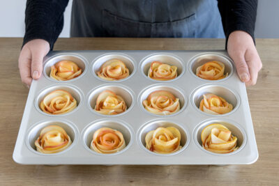 Apfelrosen mit Blätterteig in der Muffinform