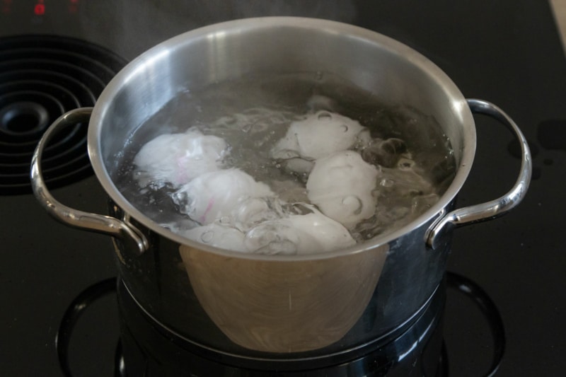 Eier hart kochen So lange brauchen hartgekochte Eier eat.de Eier hart kochen So lange brauchen hartgekochte Eier eat.de