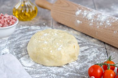 Flammkuchenteig selber machen