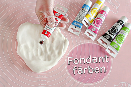 Fondant färben mit Lebensmittelfarbe: So geht&rsquo;s - eat.de