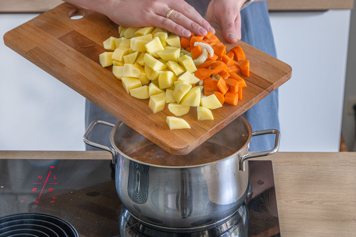 Omas klassische Gulaschsuppe: Original-Rezept