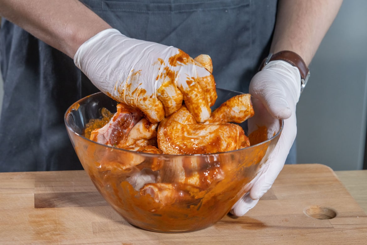 Knusprige Hähnchenschenkel im Backofen Rezept eat.de