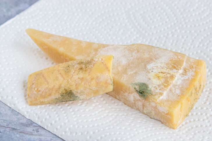 Parmesan schimmelt
