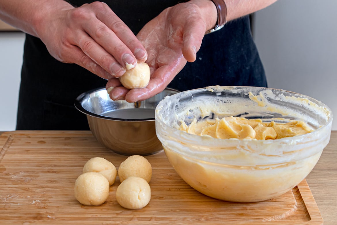 Luftige Quarkkrapfen aus Brandteig | Rezept