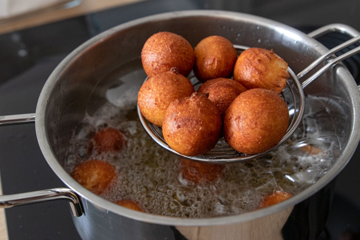 Luftige Quarkkrapfen aus Brandteig | Rezept