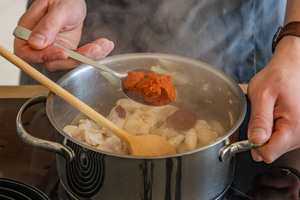 Panang Currypaste dazugeben