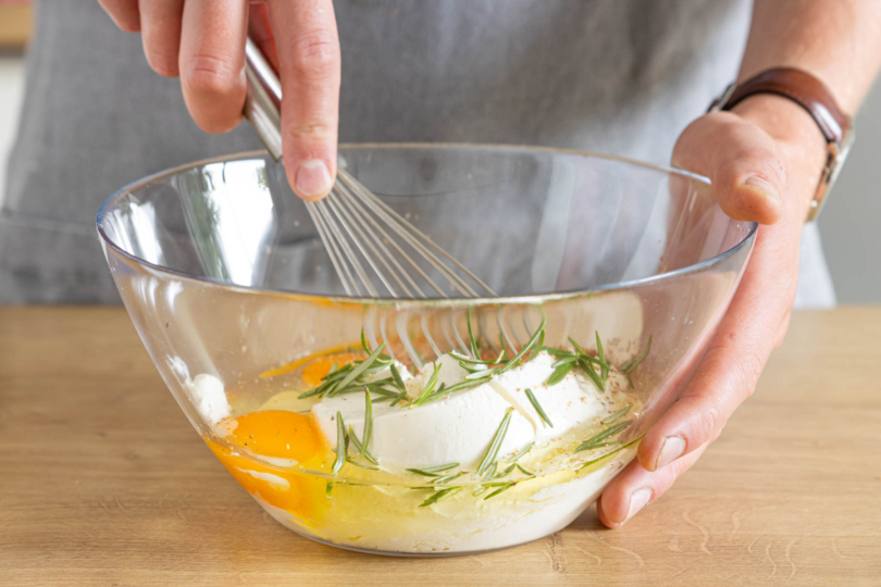 Ricotta und Ei verrühren
