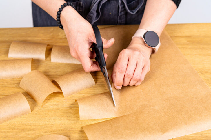 Backpapier zuschneiden