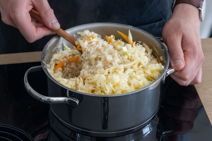 Fenchel und Käse unterrühren