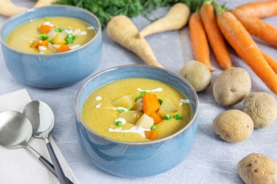 Cremig pürierte Gemüsesuppe