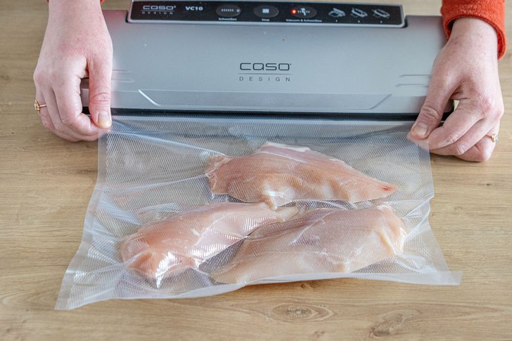 Fleisch vor dem Einfrieren vakuumieren