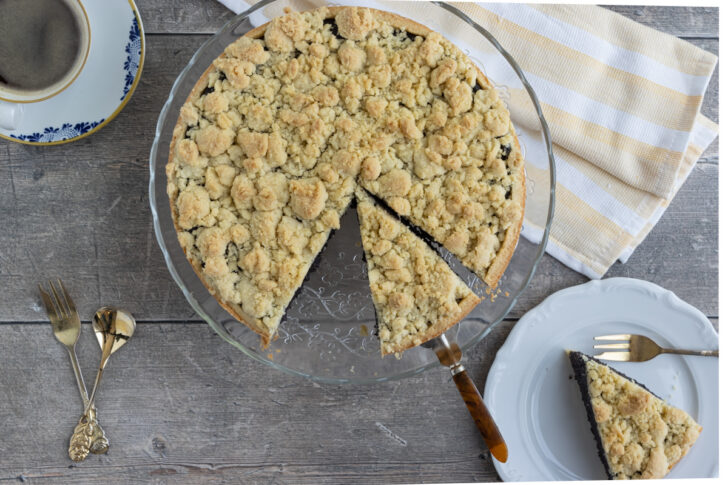 Omas Mohnkuchen mit Streusel