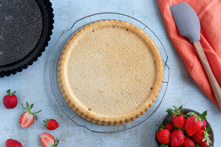 Veganer Tortenboden: fluffiger Obstboden | Rezept - eat.de