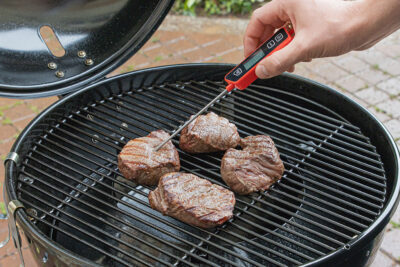 Garstufe mit dem Bratenthermometer prüfen
