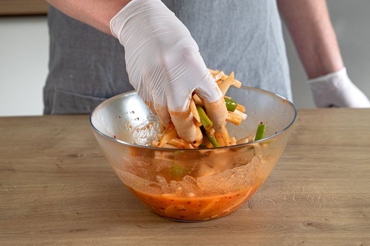 Kimchipaste mischen