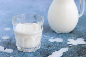 Ziegenmilch und Ziegenkäse laktosefrei