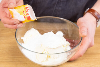 Mascarpone-Quark-Creme zubereiten