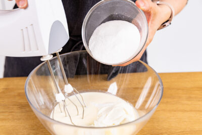 Sahne-mascarpone-Creme aufschlagen