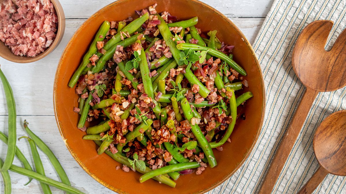 Grüner Bohnensalat mit Speck nach Omas Art | Rezept