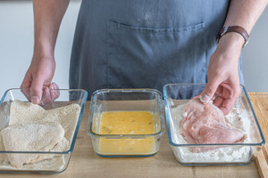 Fleisch panieren