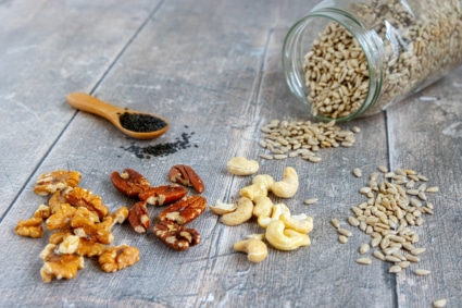 Paniermehl durch Nüsse und Samen ersetzen