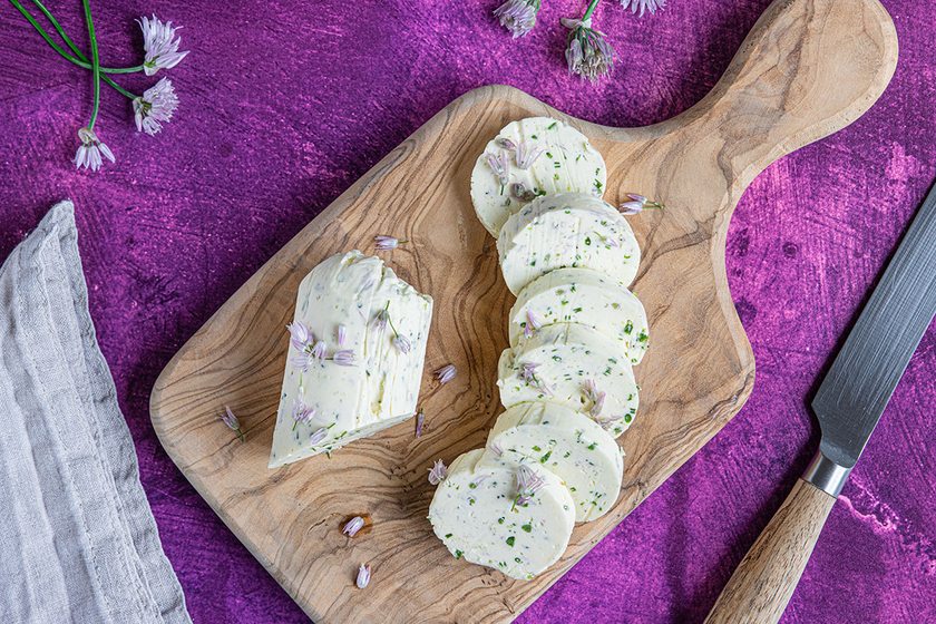 Schnittlauchblütenbutter - Titel