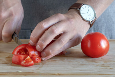 Tomaten würfeln