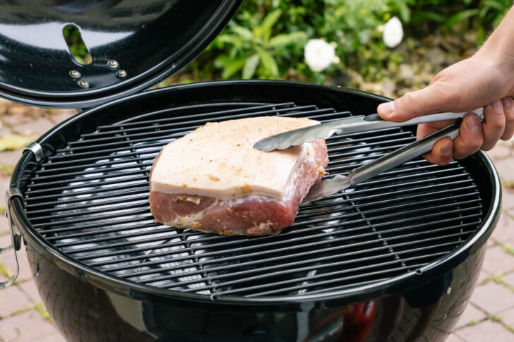 Krustenbraten grillen