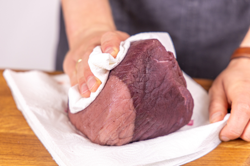 Fleisch trocken tupfen