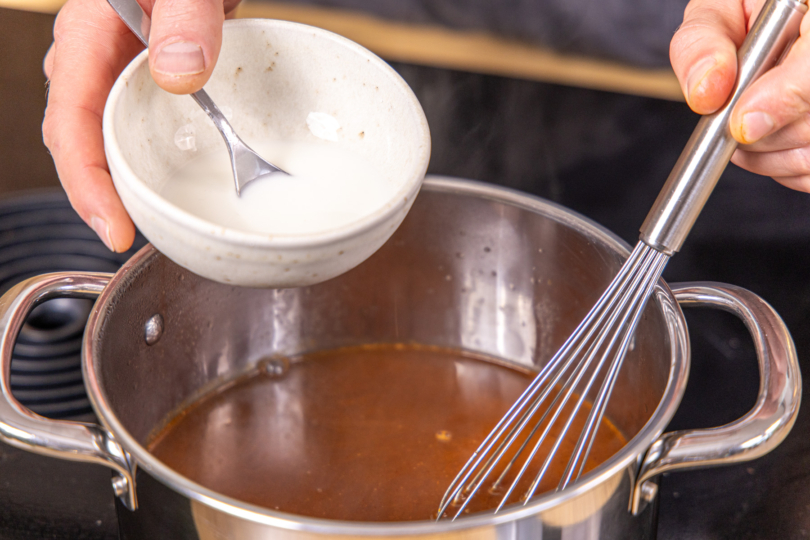 Soße mit Speisestärke abbinden