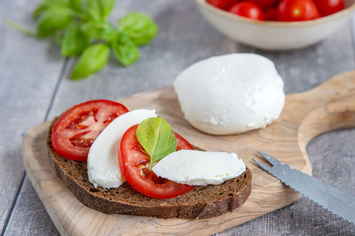 Mozzarella gehört zu purinarmer Kost