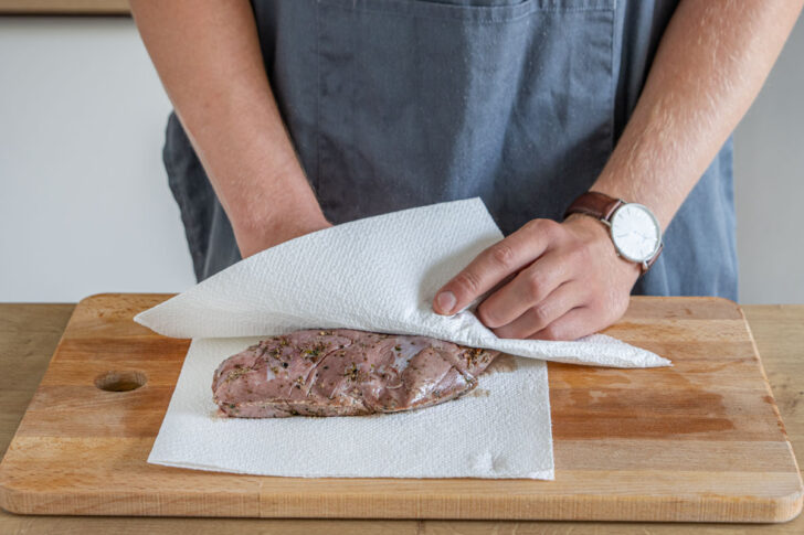 Fleisch abtupfen