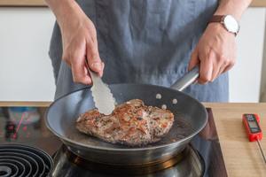 Fleisch wenden
