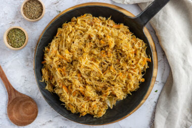 Gebratenes Sauerkraut