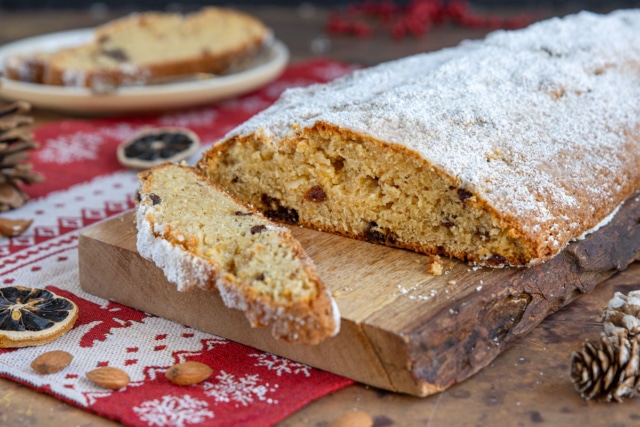 DDR Quarkstollen