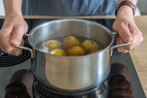 Kartoffeln kochen