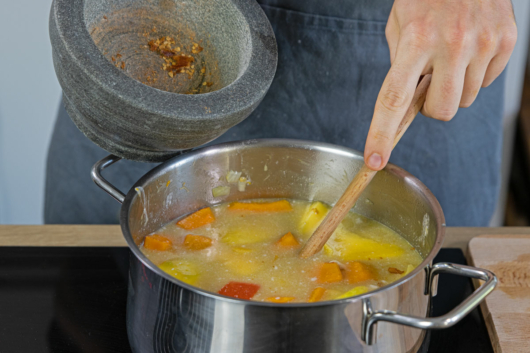Kürbissuppe würzen