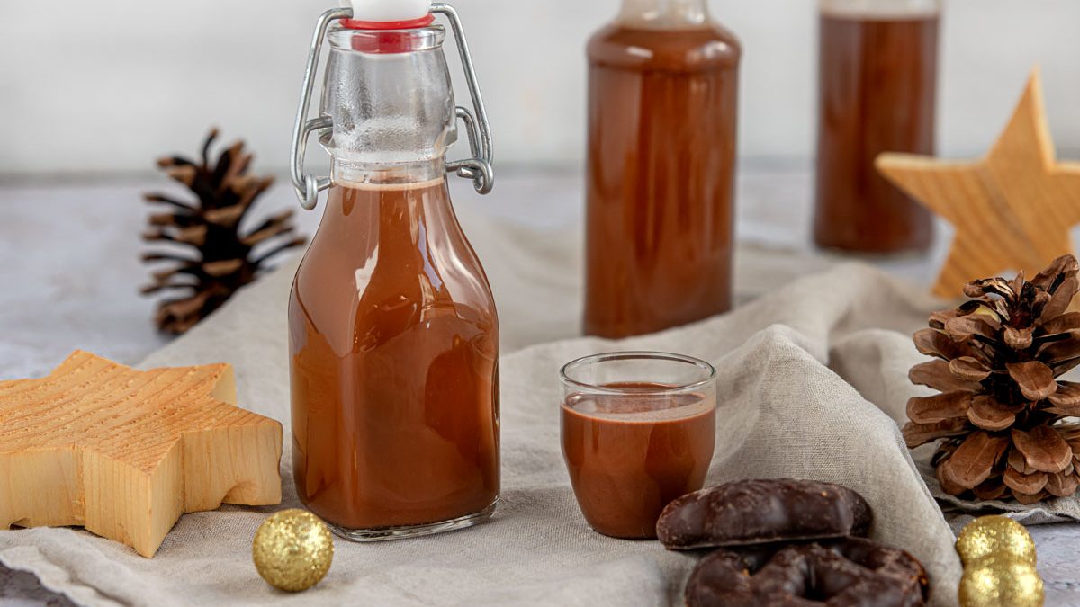Cremiger Lebkuchenlikör: Weihnachtslikör | Rezept - eat.de