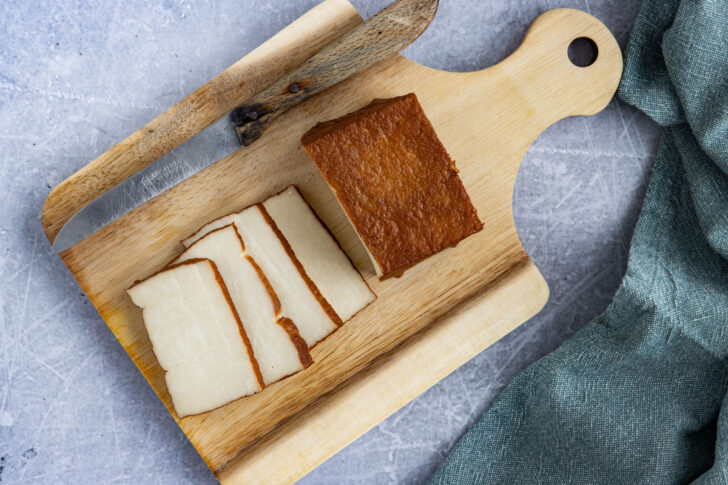 Räuchertofu in Scheiben