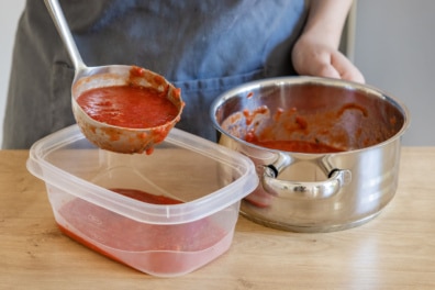 Tomatensauce in Dose einfrieren