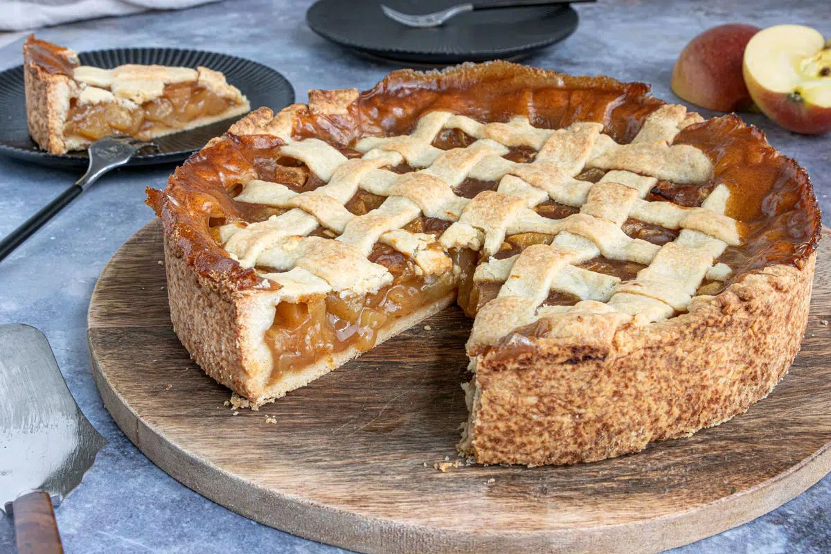 gedeckter Apfelkuchen vegan