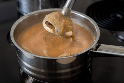 Sauce für Wildschweinbraten pürieren