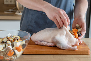 Ente mit Füllung füllen
